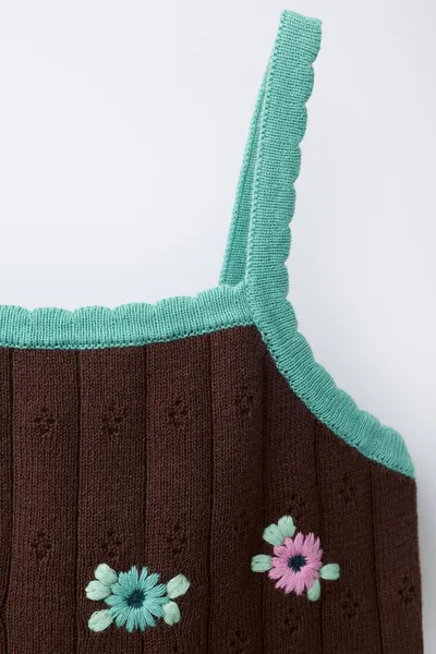 Укороченный топ с цветочной вышивкой KNIT, Шоколадный — фото 3