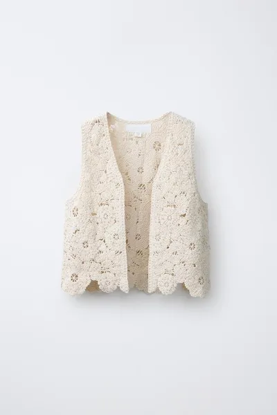 Цветочная вязаная жилетка с бисером FLORAL CROCHET KNIT BEADED VEST, Экрю — фото 2