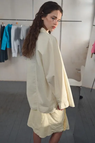Рубашка oversize из поплина, Светло-жёлтый. — фото 3