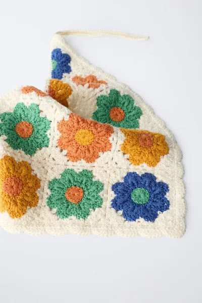 Бандана с цветочным вязаным узором FLORAL CROCHET KNIT, Экрю — фото 3