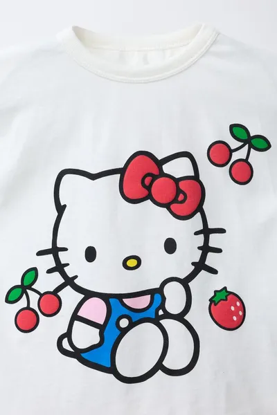 Набор: футболка HELLO KITTY © SANRIO и шорты-бермуды, Красный — фото 3