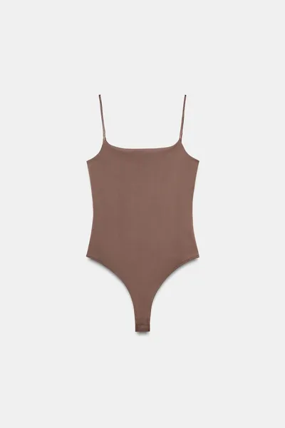 Узкий боди с бретелями SLIM FIT STRAPPY BODYSUIT, Бежево-розовый — фото 3