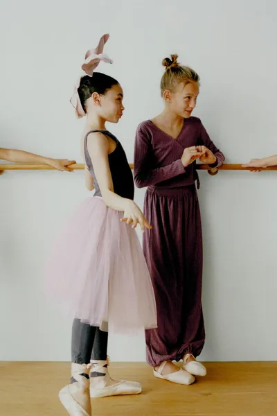 Балетные ребристые брюки-саронг BALLET RIBBED SAROUEL TROUSERS, Фиолетовый — фото 2