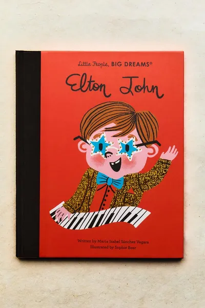 Книга ELTON JOHN для детей (на английском), Многоцветная — фото 7