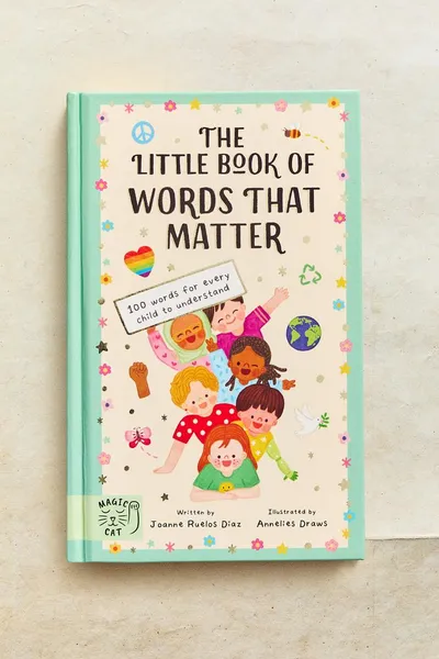 Детская книга «THE LITTLE BOOK OF WORDS THAT MATTER» (на английском), Многоцветная — фото 7