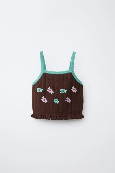 Укороченный топ с цветочной вышивкой KNIT