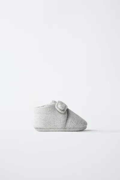 KNITTED BOOTS