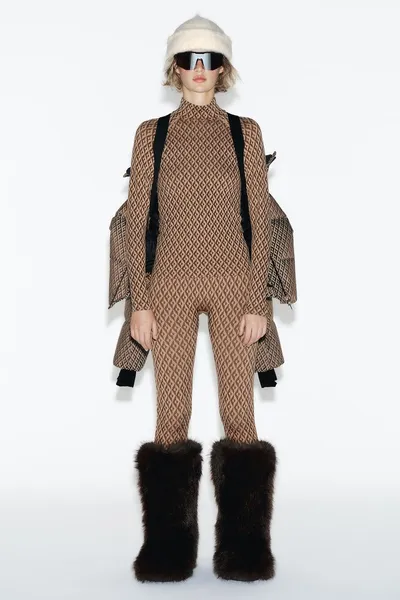 Термолеггинсы для катания на лыжах из коллекции JACQUARD SEAMLESS THERMOLITE® CORE SKI COLLECTION